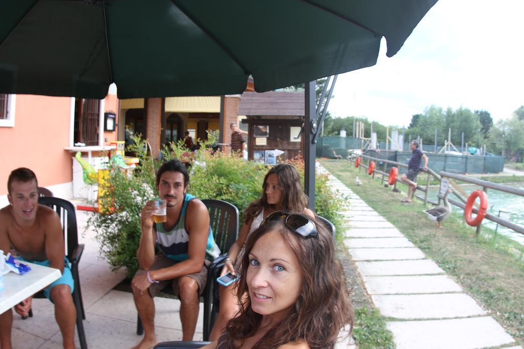 Bed and Breakfast Laghetto Ai Portici Pastrengo Zewnętrze zdjęcie