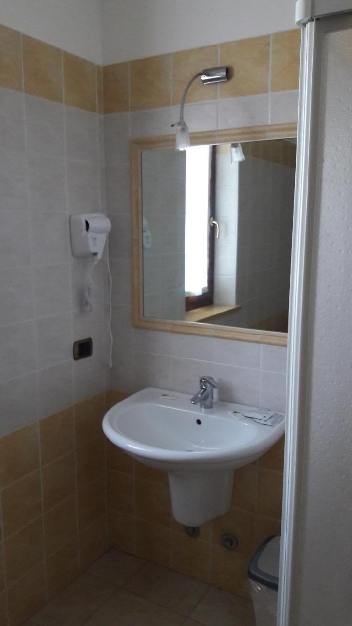 Bed and Breakfast Laghetto Ai Portici Pastrengo Zewnętrze zdjęcie